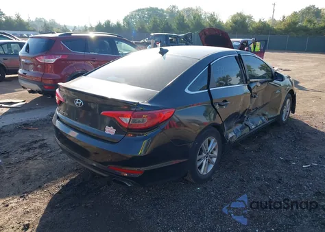 2015 Hyundai Sonata Se z USA, uszkodzony, nr VIN 5NPE24AF8FH008580